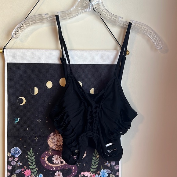 Black Distressed Crop - Picture 3 of 6